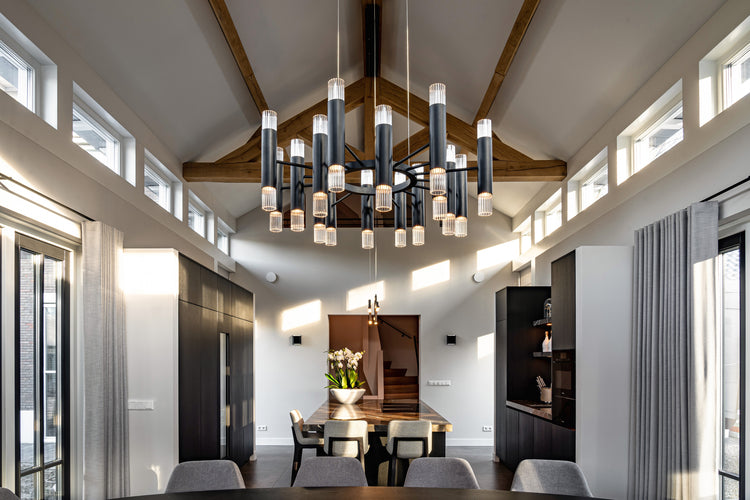 Ilfari Embrace H16 Chandelier