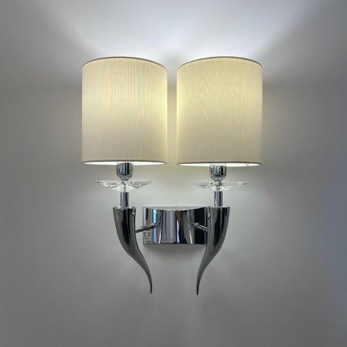 Ilfari Loving Arms Wall Light