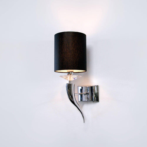 Ilfari Loving Arms Wall Light