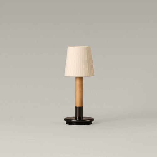 Santa & Cole Básica Mínima Batería Portable Table Lamp